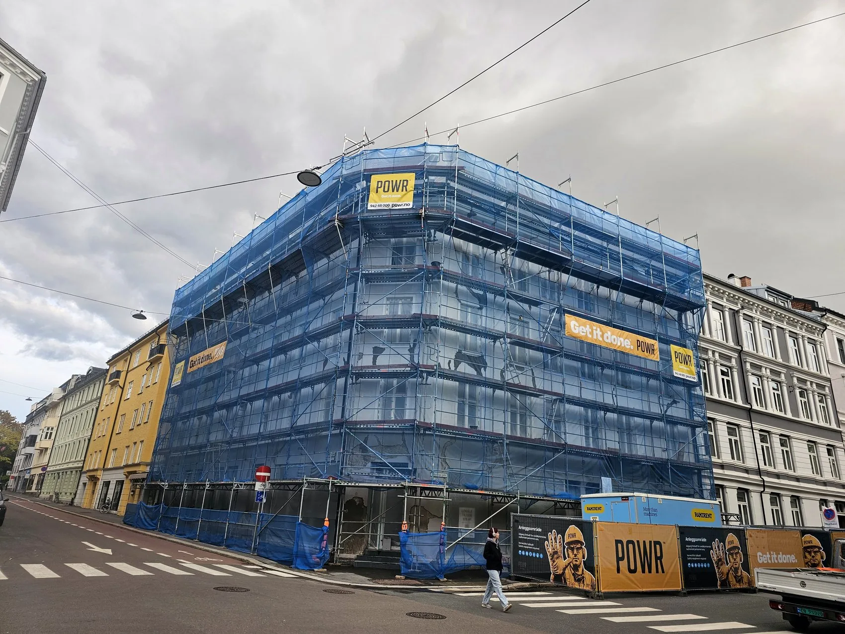 Rusztowanie z siatką ochronną — Oslo